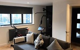 New Town House With *Free Allocated Parking*