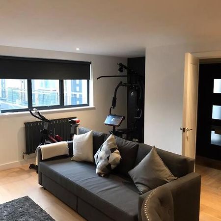 New Town House With *Free Allocated Parking* Apartment Brighton Exterior photo