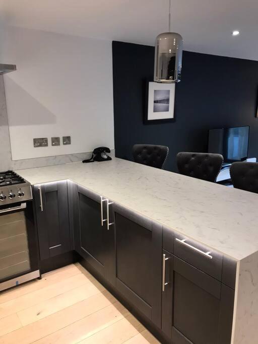 New Town House With *Free Allocated Parking* Apartment Brighton Exterior photo
